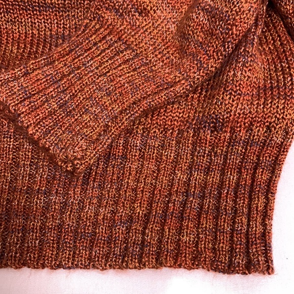 SOFT burnt orange scoop neck sweater. PM by Carolyn Taylor - Picture 4 of 7